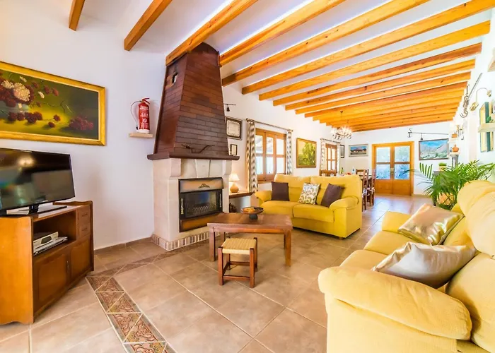Country House In Pollensa For 6 Guests